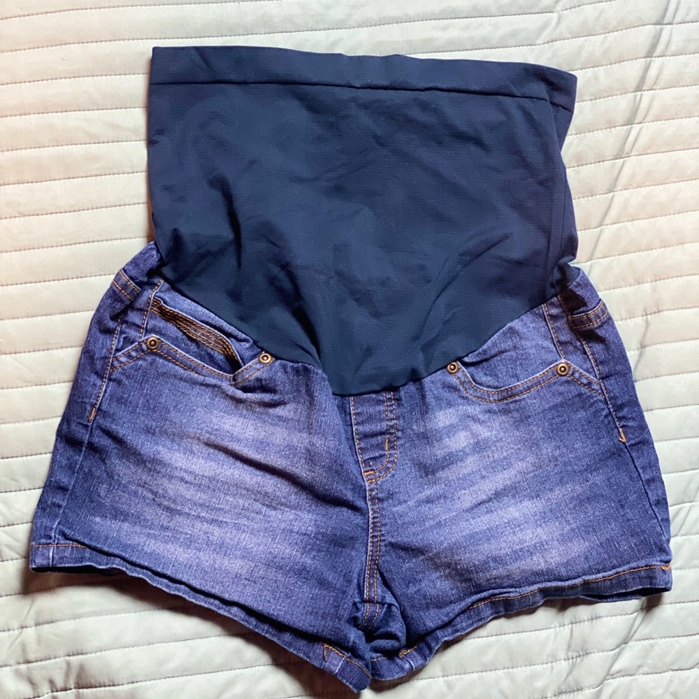 Belly by Design Maternity Jean Shorts